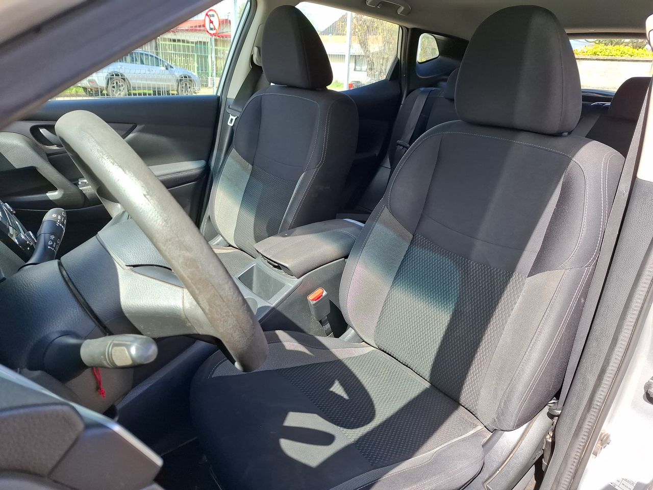 Nissan Qashqai — foto 17 de 33