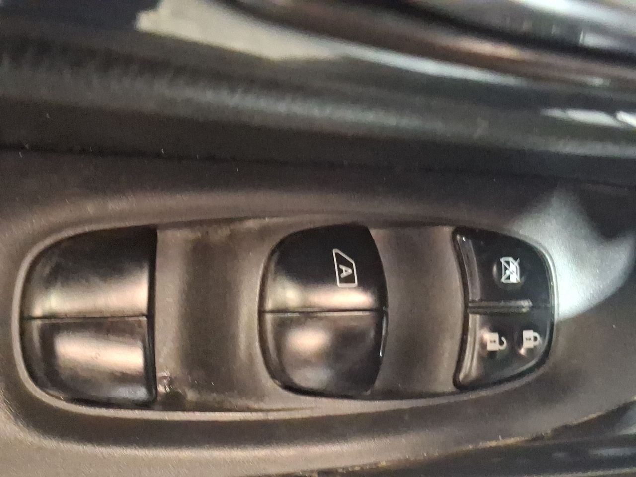 NISSAN - 13