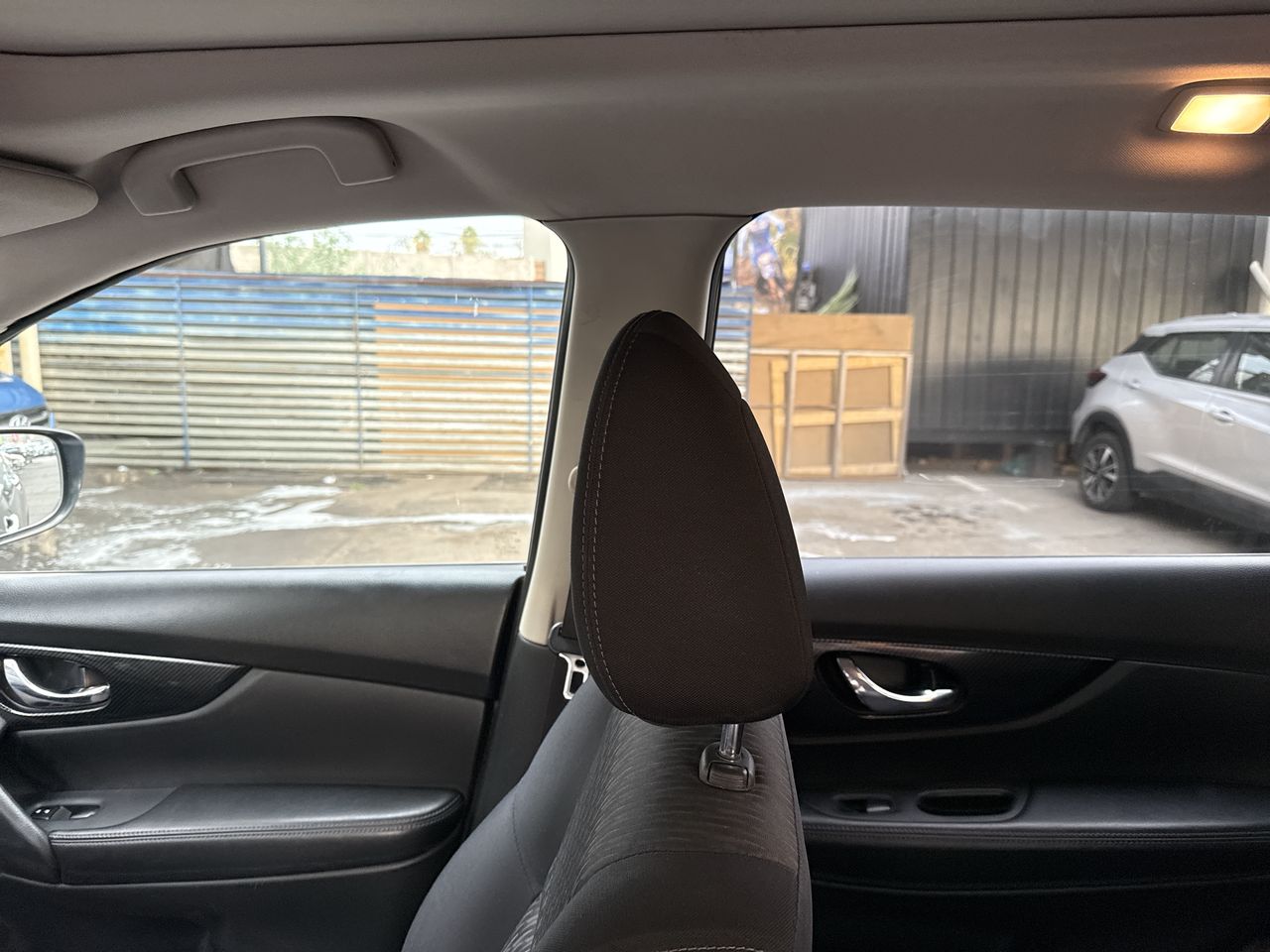 NISSAN - 3