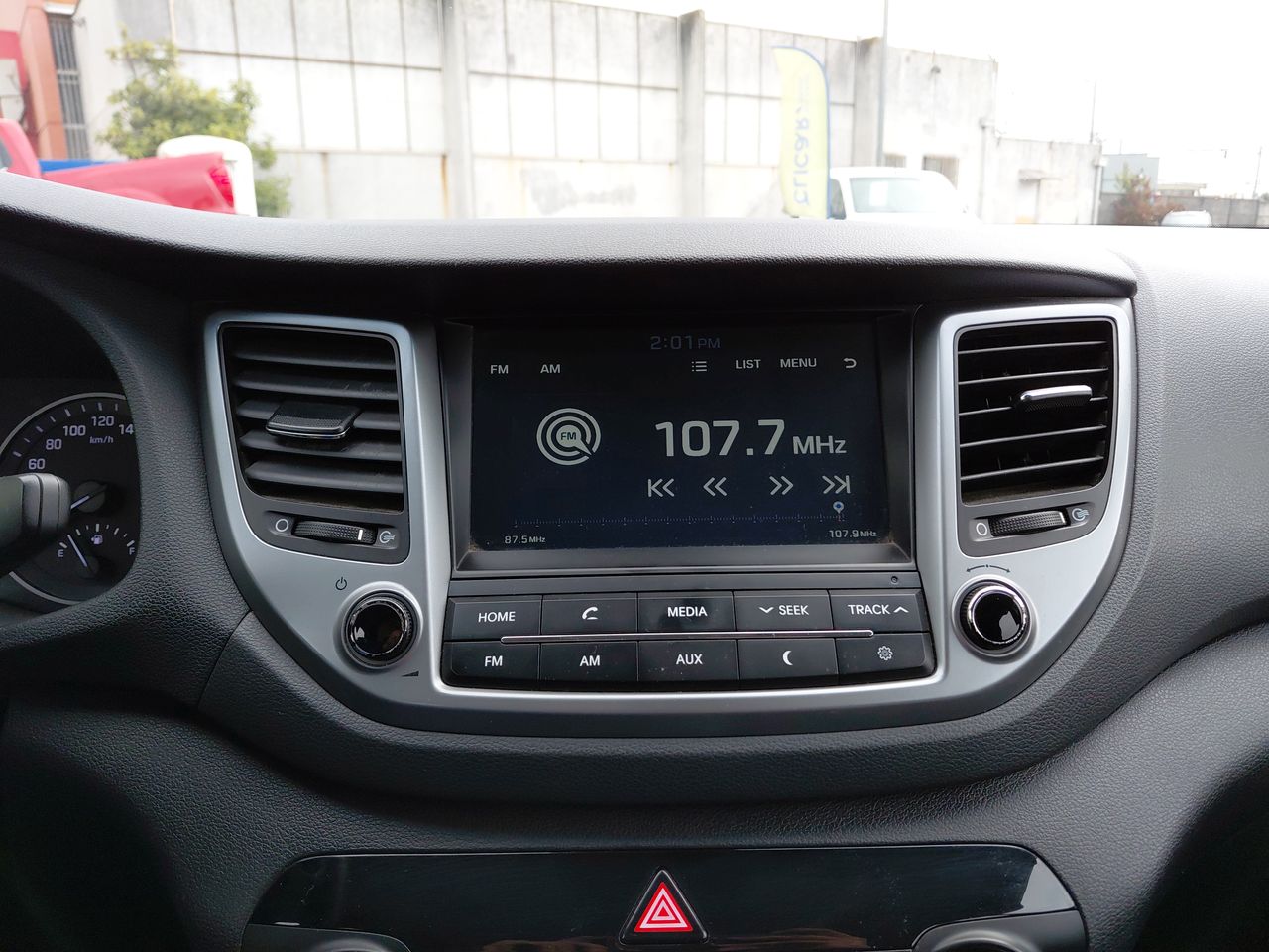 HYUNDAI - 26