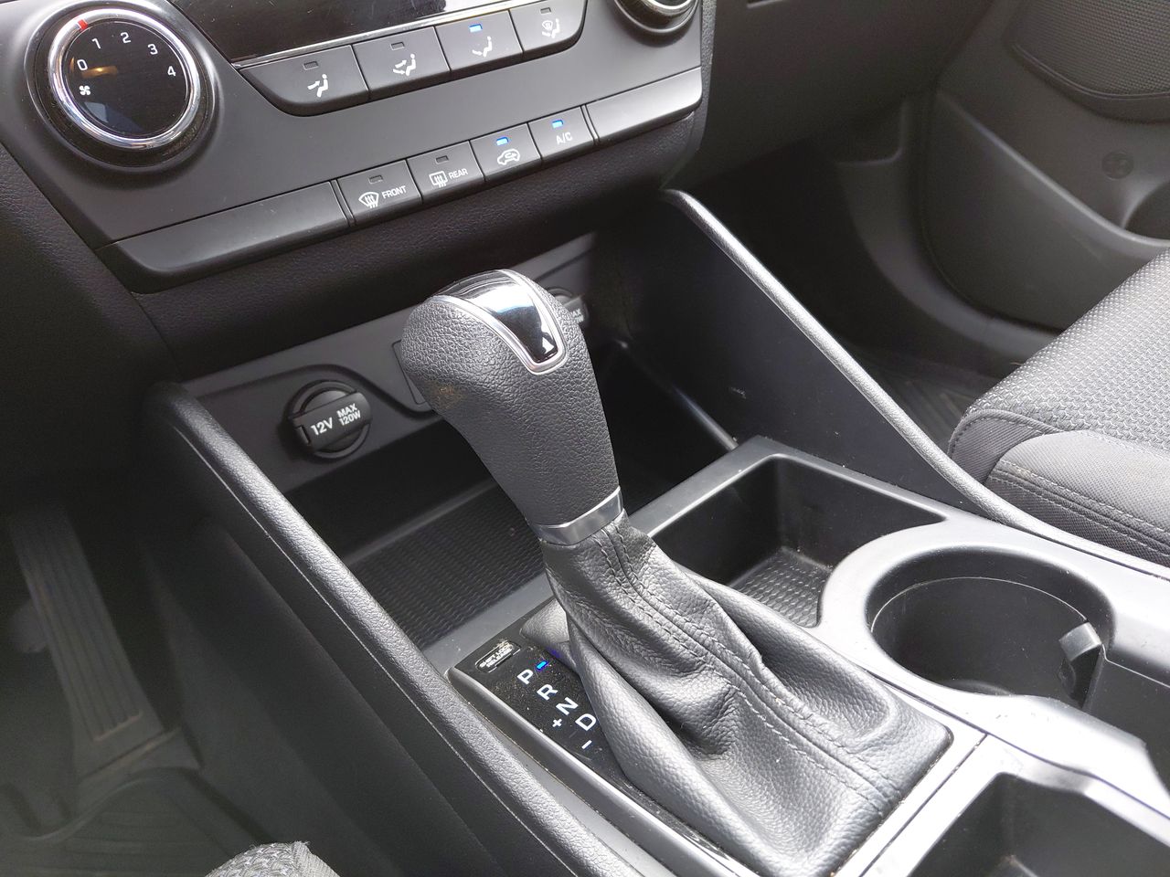 HYUNDAI - 29