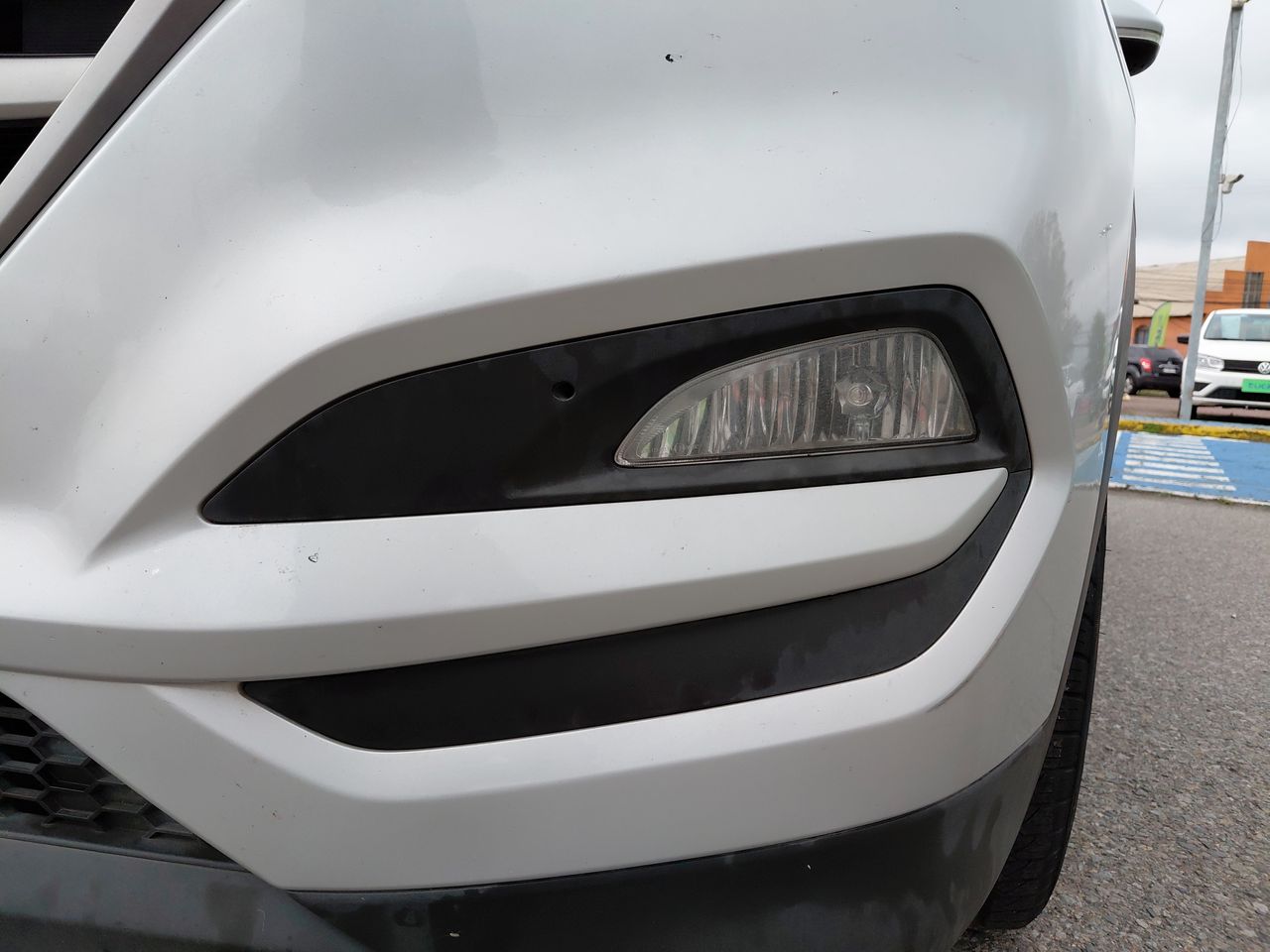 HYUNDAI - 18