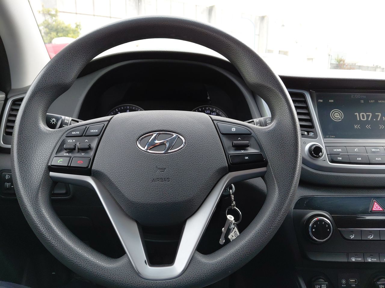 HYUNDAI - 23