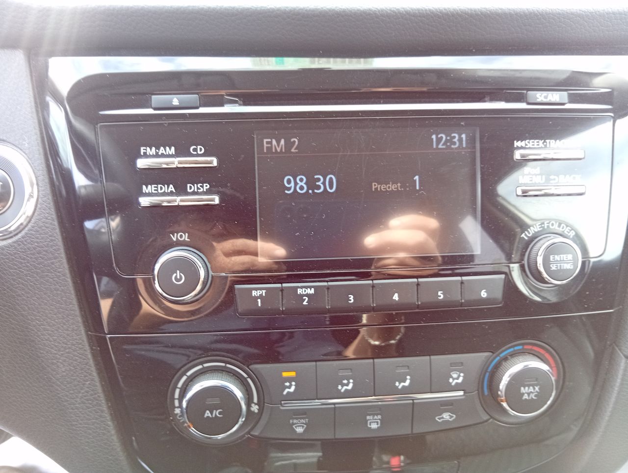 NISSAN - 25
