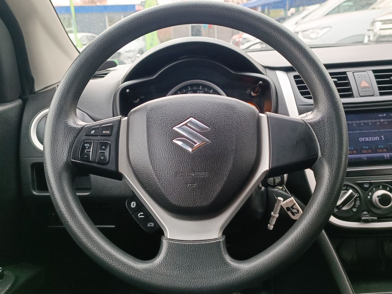 SUZUKI - 23