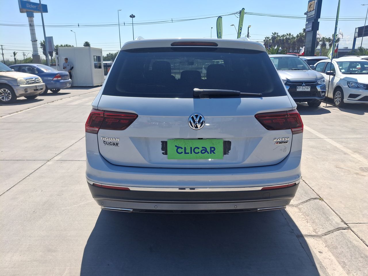 VOLKSWAGEN - 6