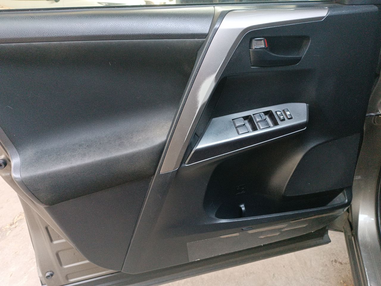 TOYOTA - 14