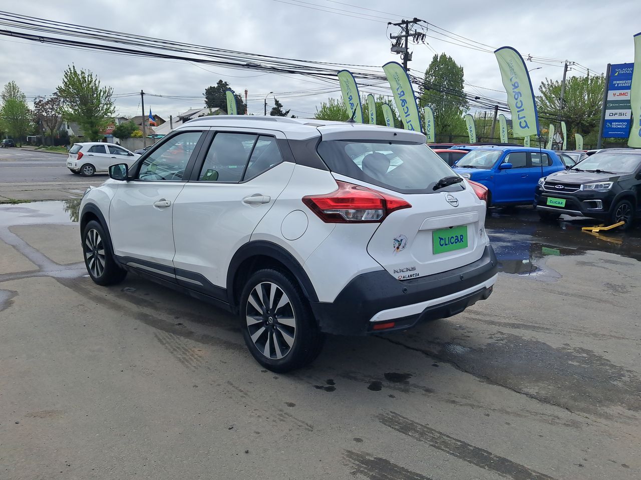 NISSAN - 5