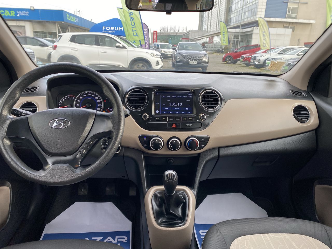 HYUNDAI - 24
