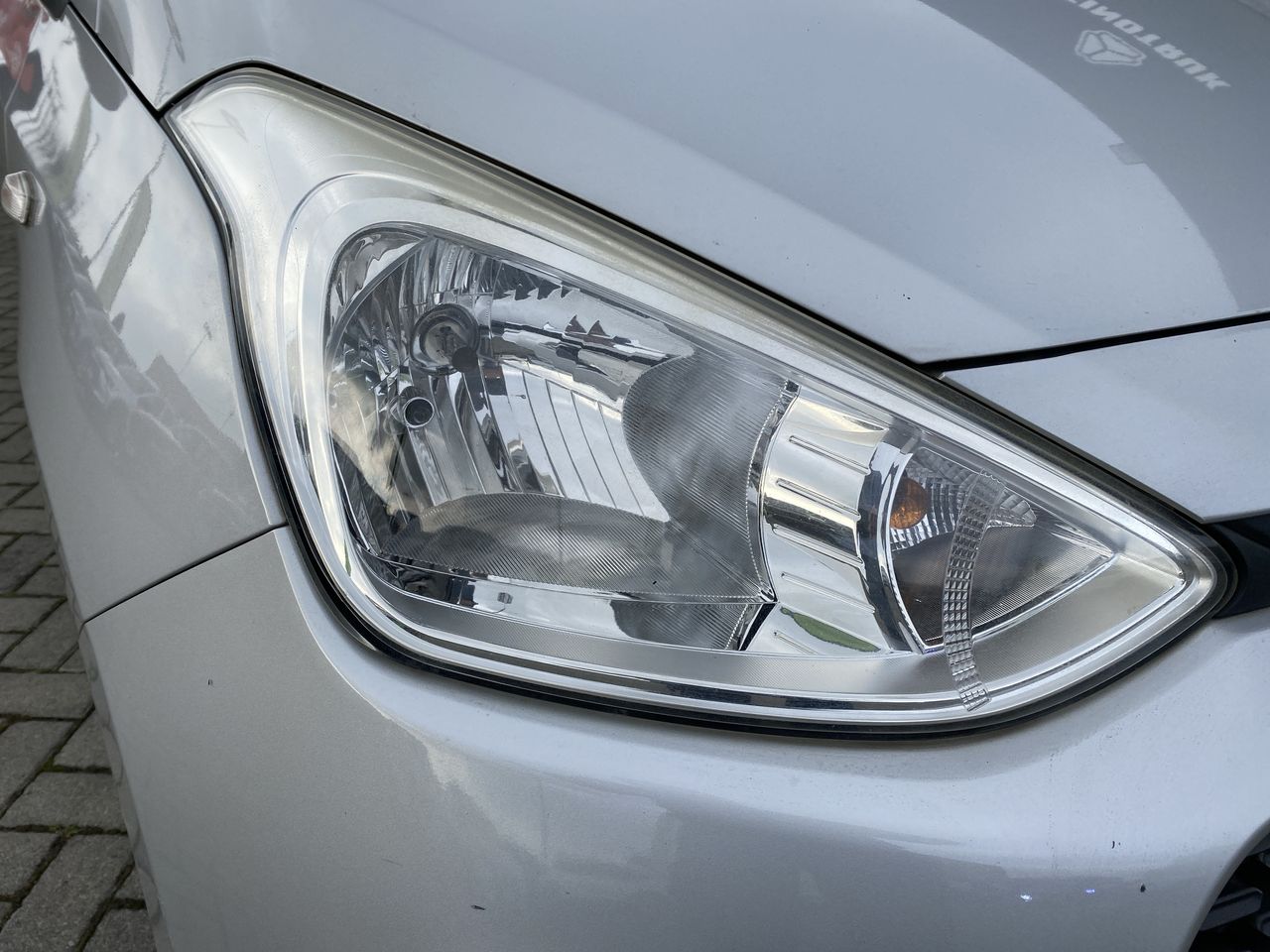 HYUNDAI - 10