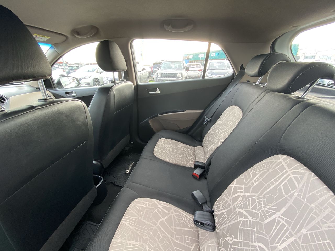 HYUNDAI - 3