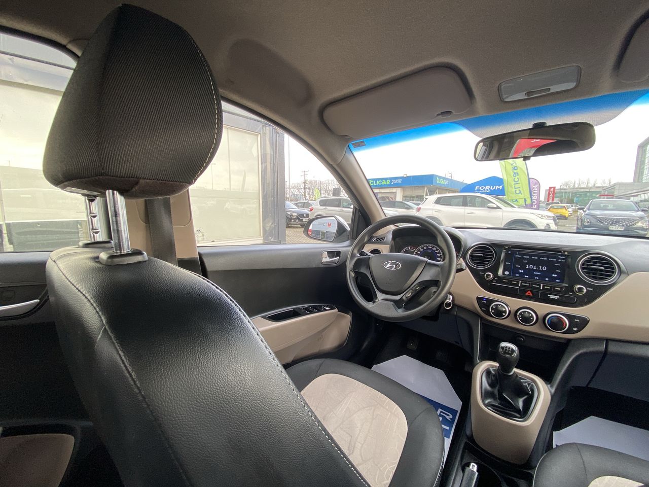 HYUNDAI - 8