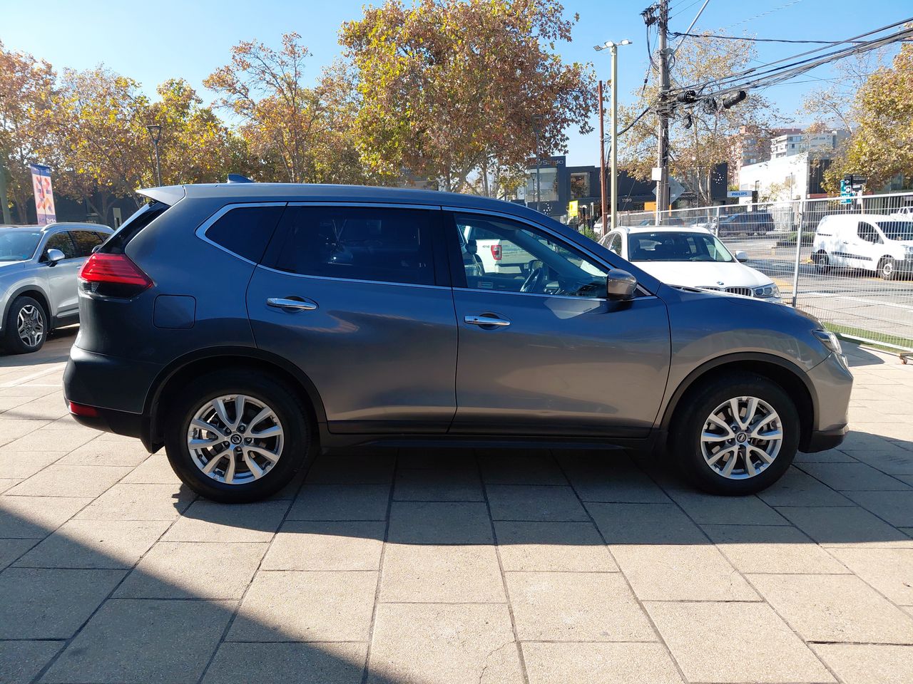 NISSAN - 8