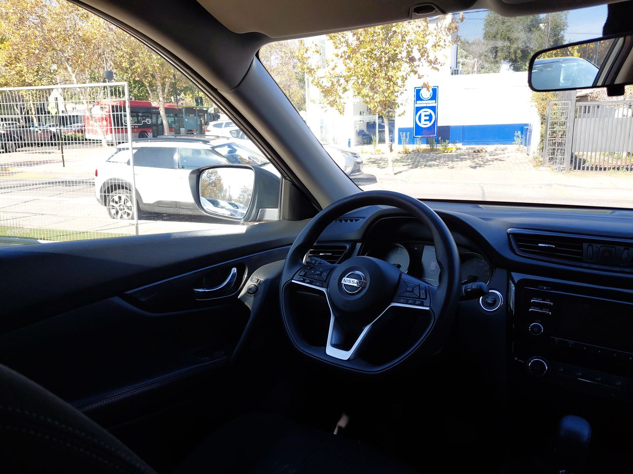 NISSAN - 11