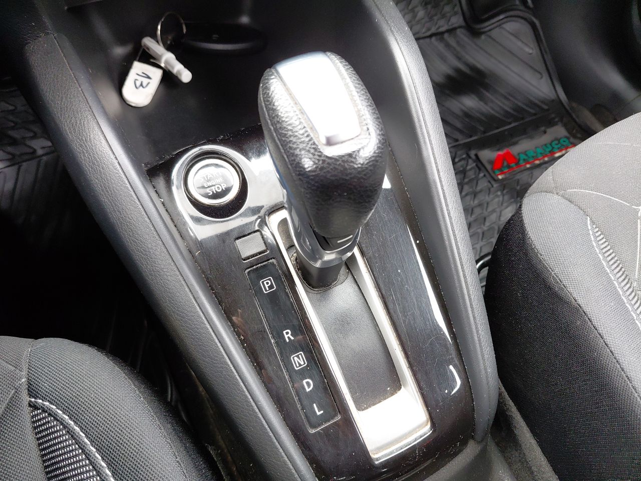 NISSAN - 27
