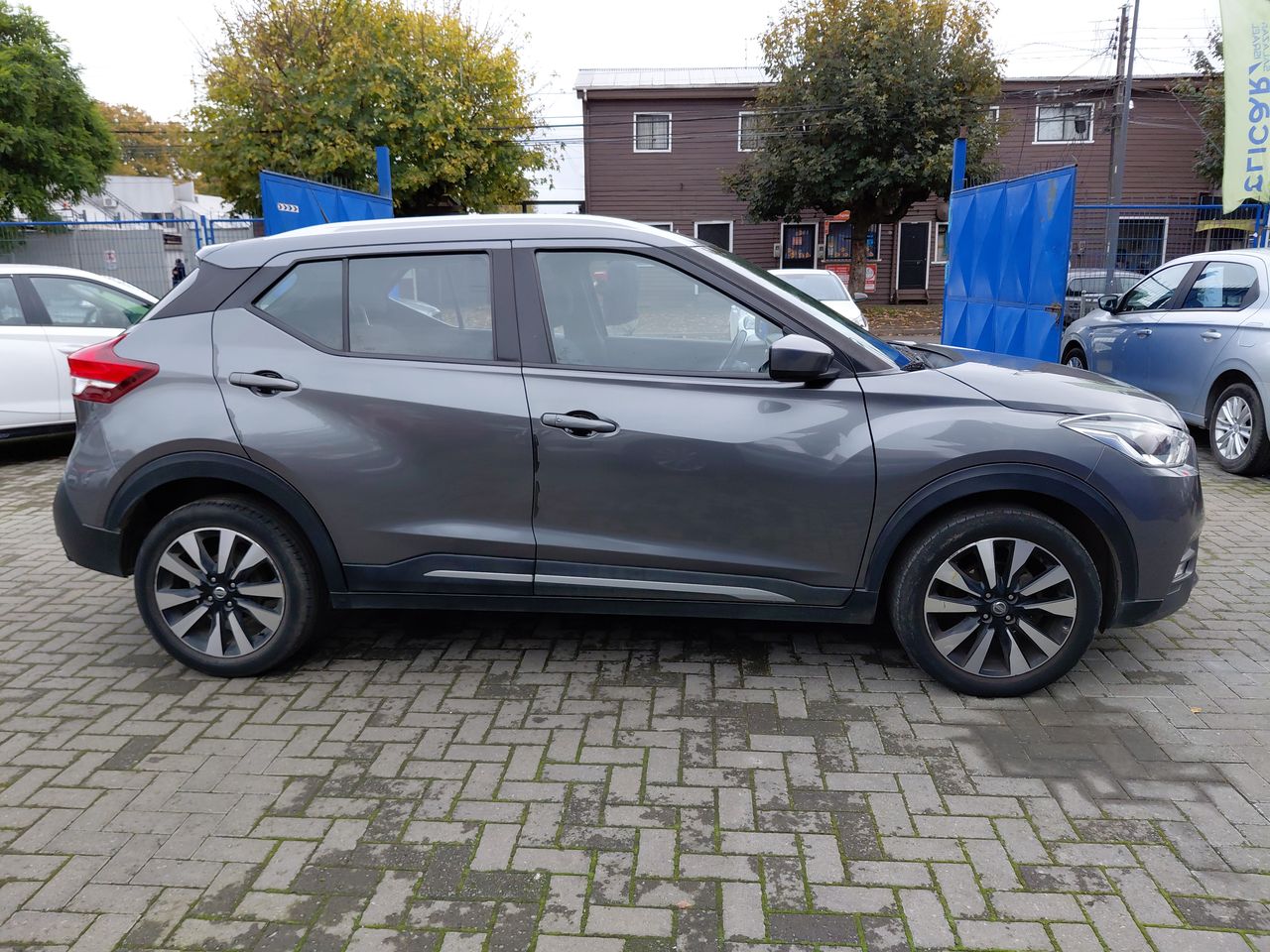 NISSAN - 8