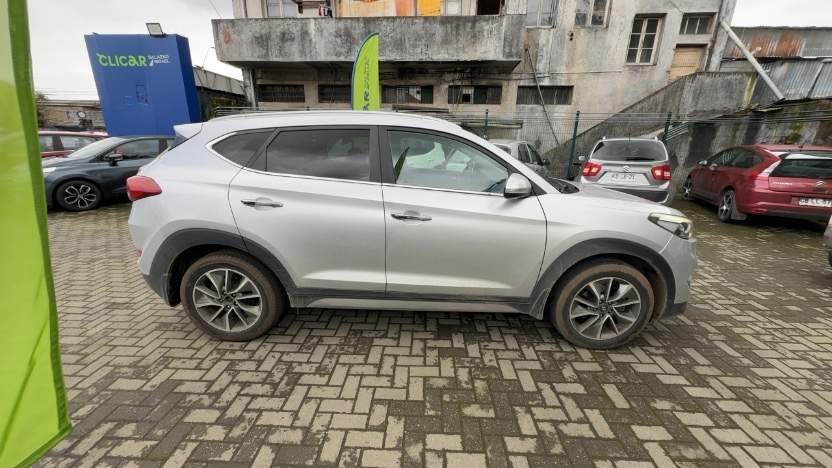 HYUNDAI - 3
