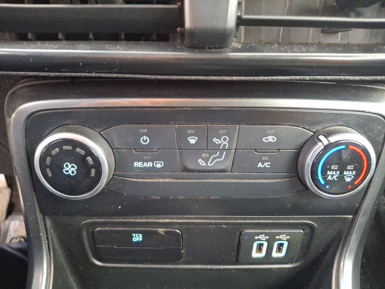 Ford Ranger — foto 21 de 23