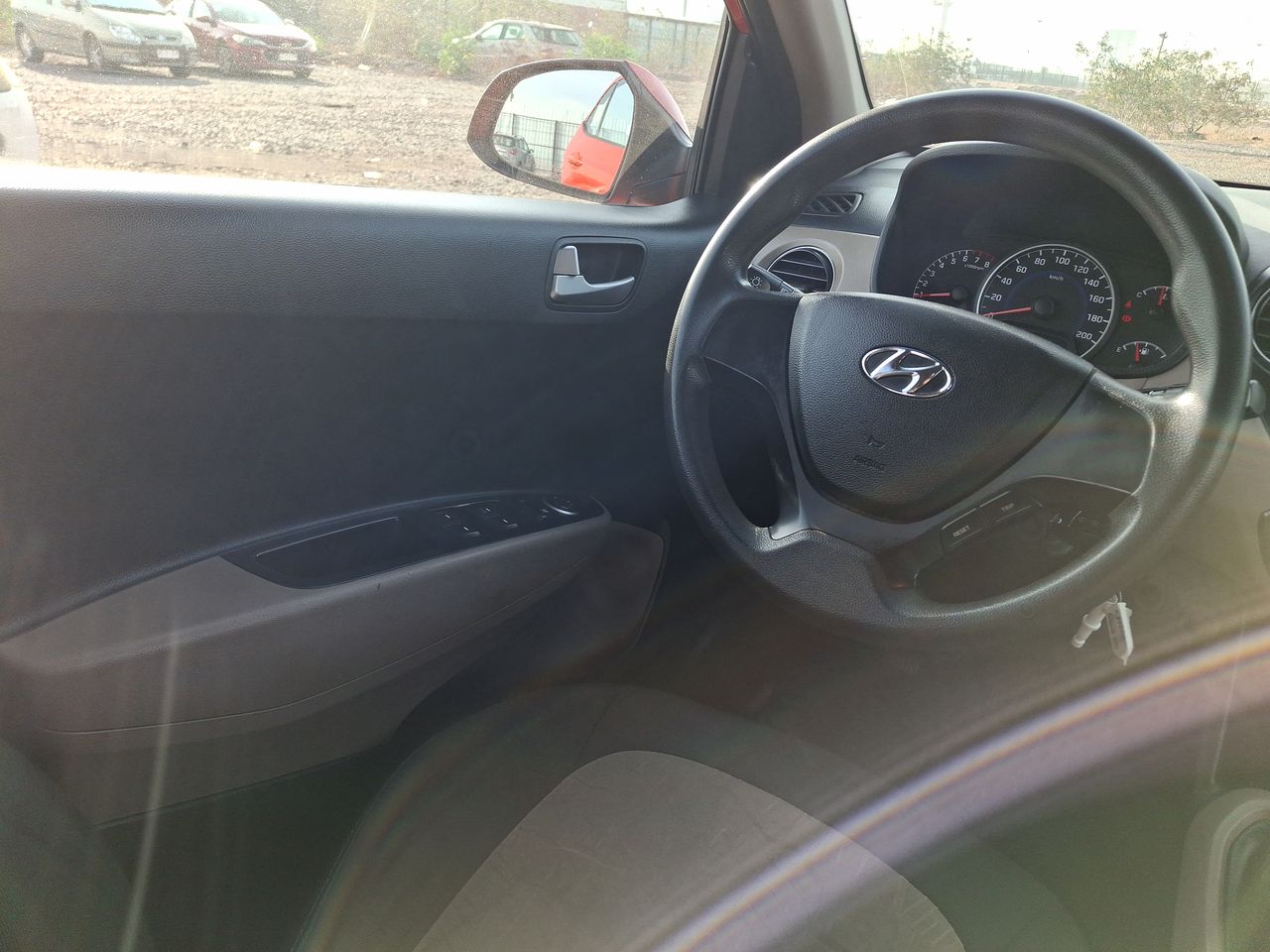 HYUNDAI - 8