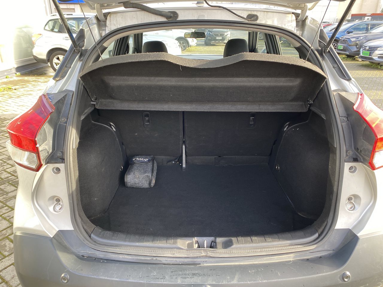 Nissan Kicks — foto 14 de 26