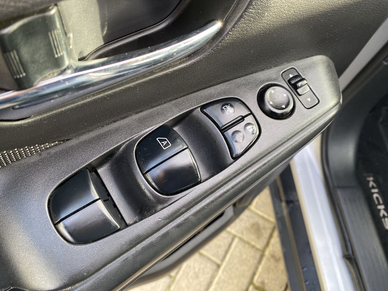 Nissan Kicks — foto 15 de 26