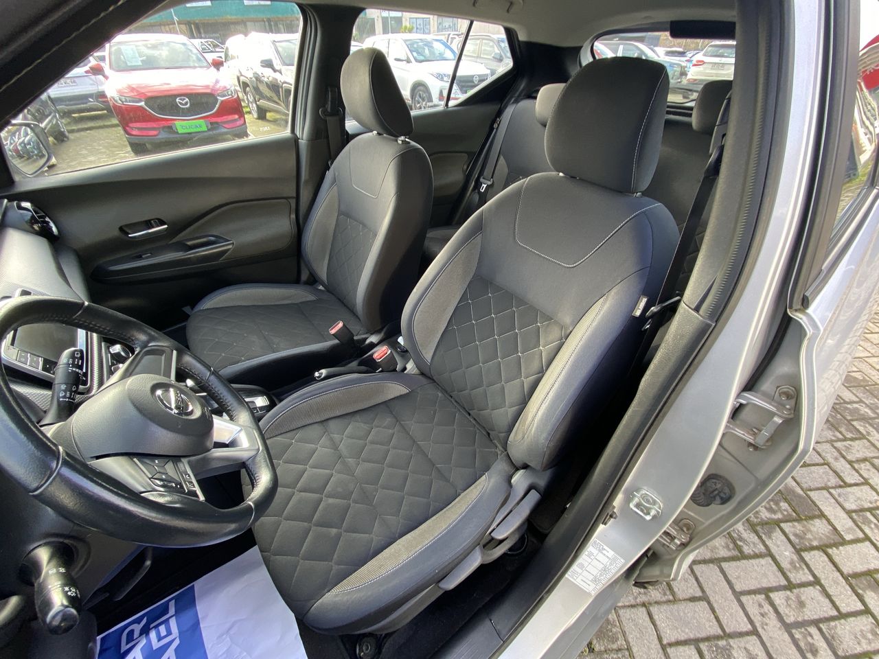 Nissan Kicks — foto 17 de 26