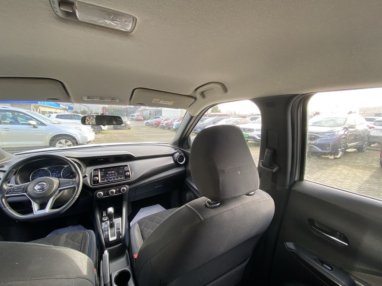 NISSAN - 2