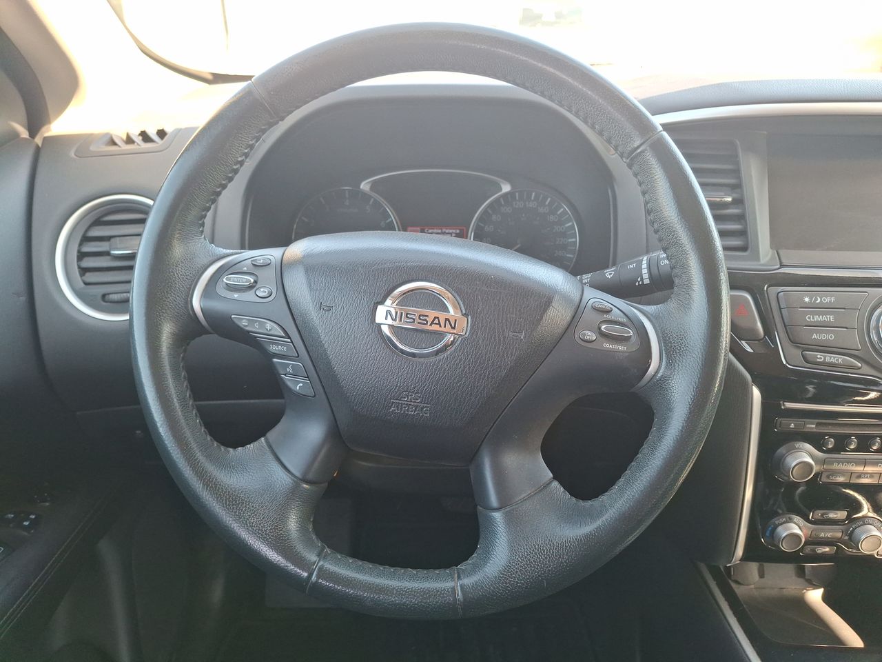 NISSAN - 25