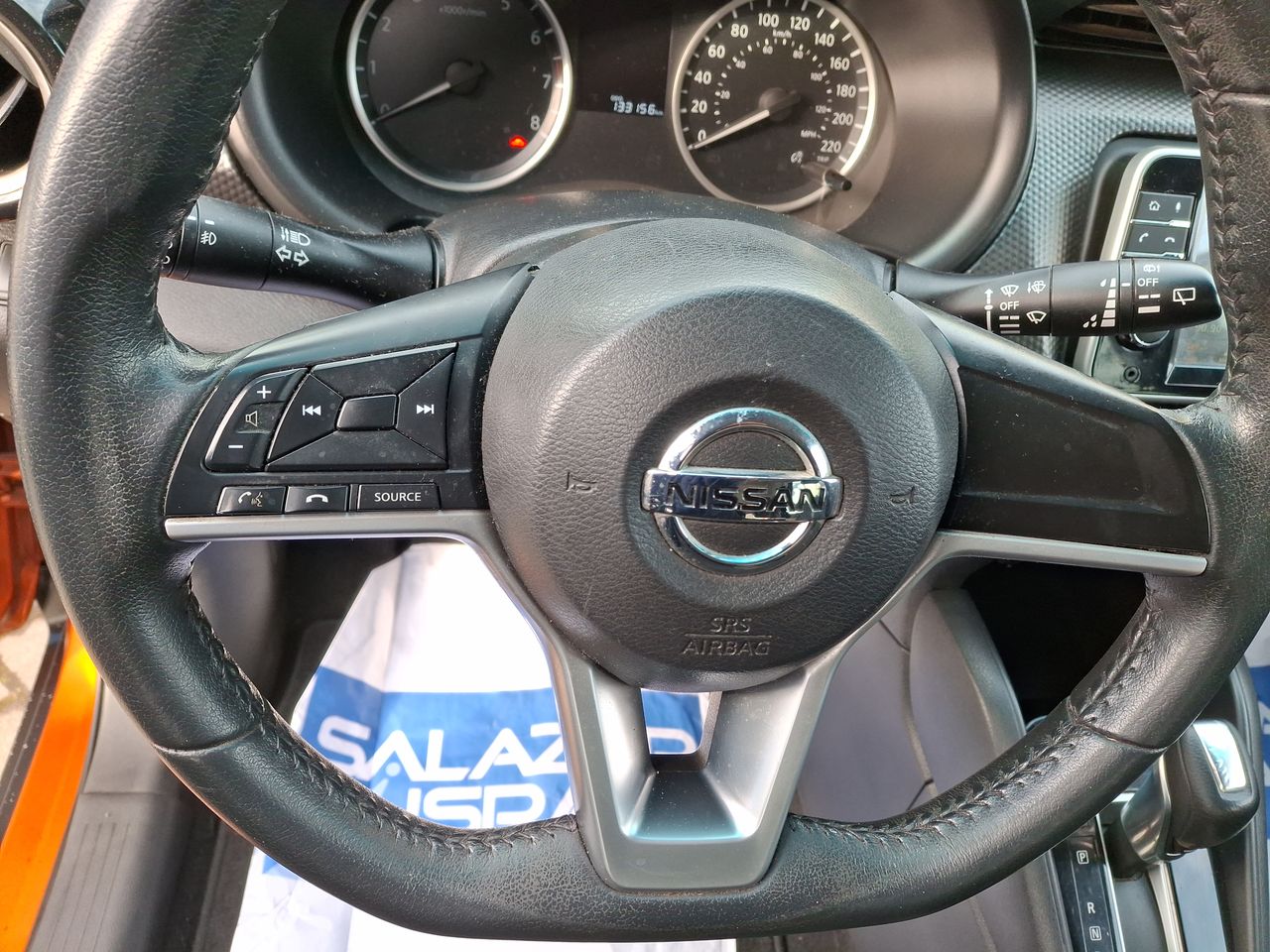 NISSAN - 26