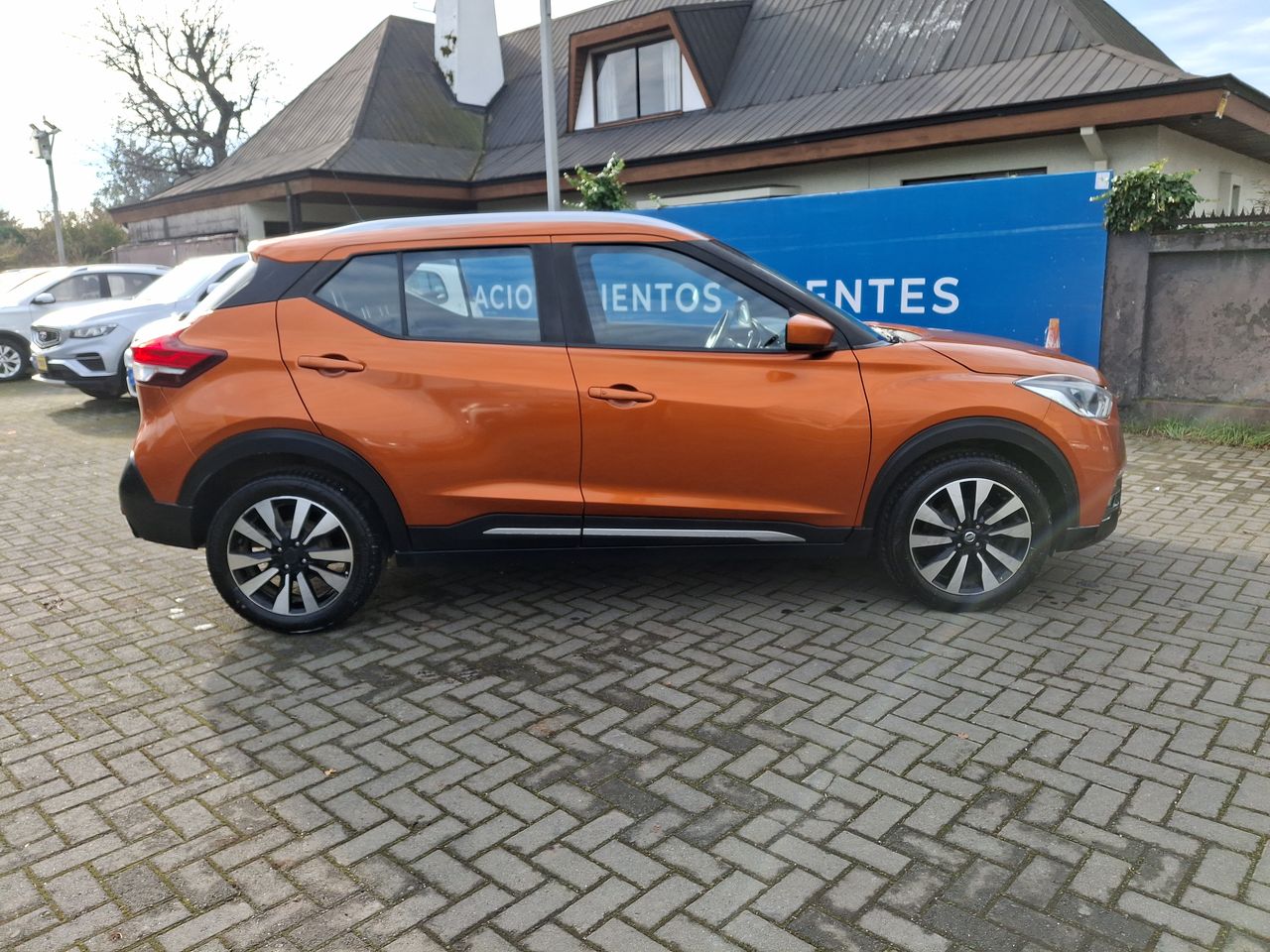 NISSAN - 8