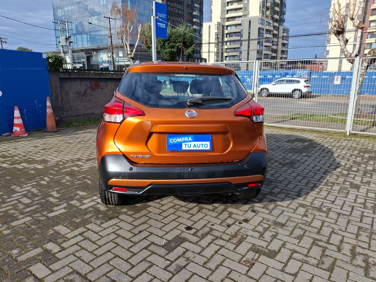 NISSAN - 6