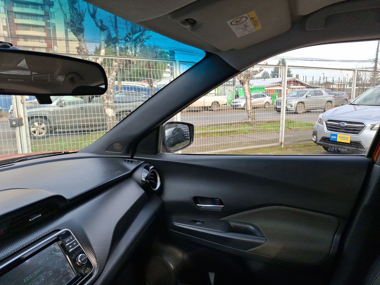 NISSAN - 10