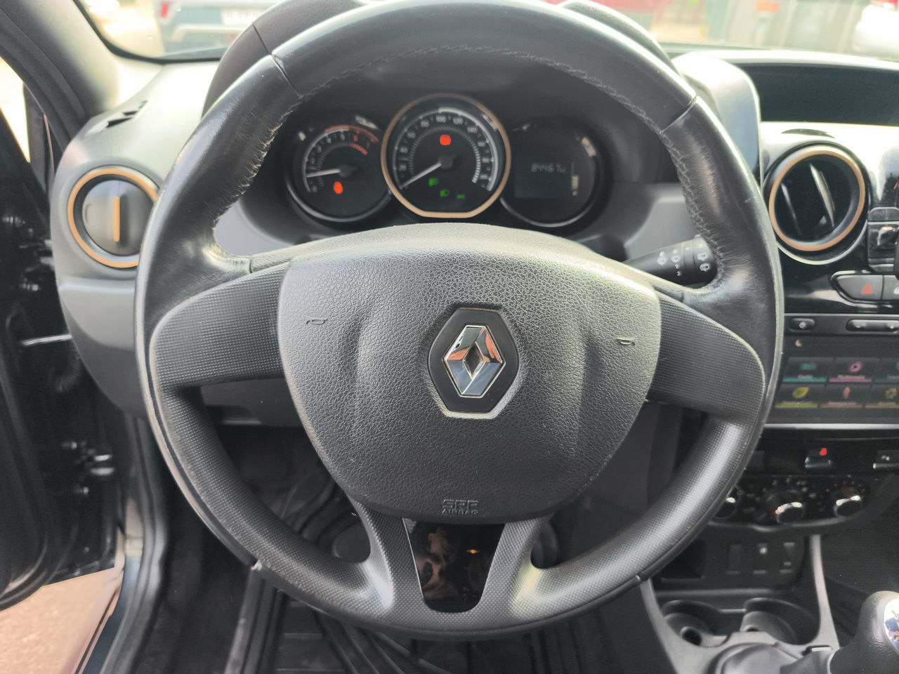 RENAULT - 15