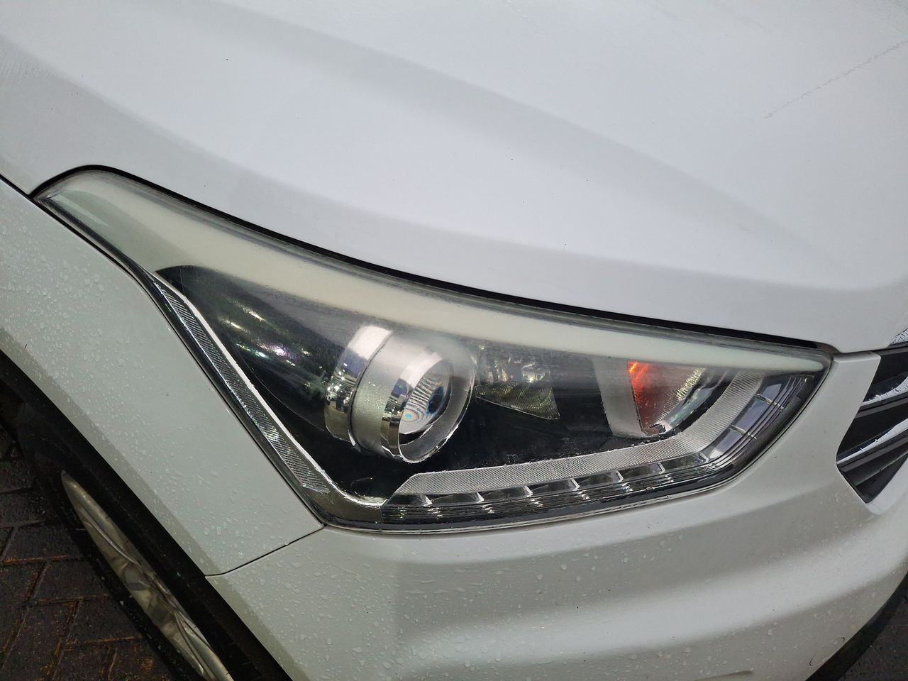 HYUNDAI - 9