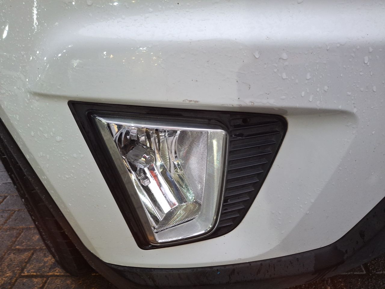 HYUNDAI - 10