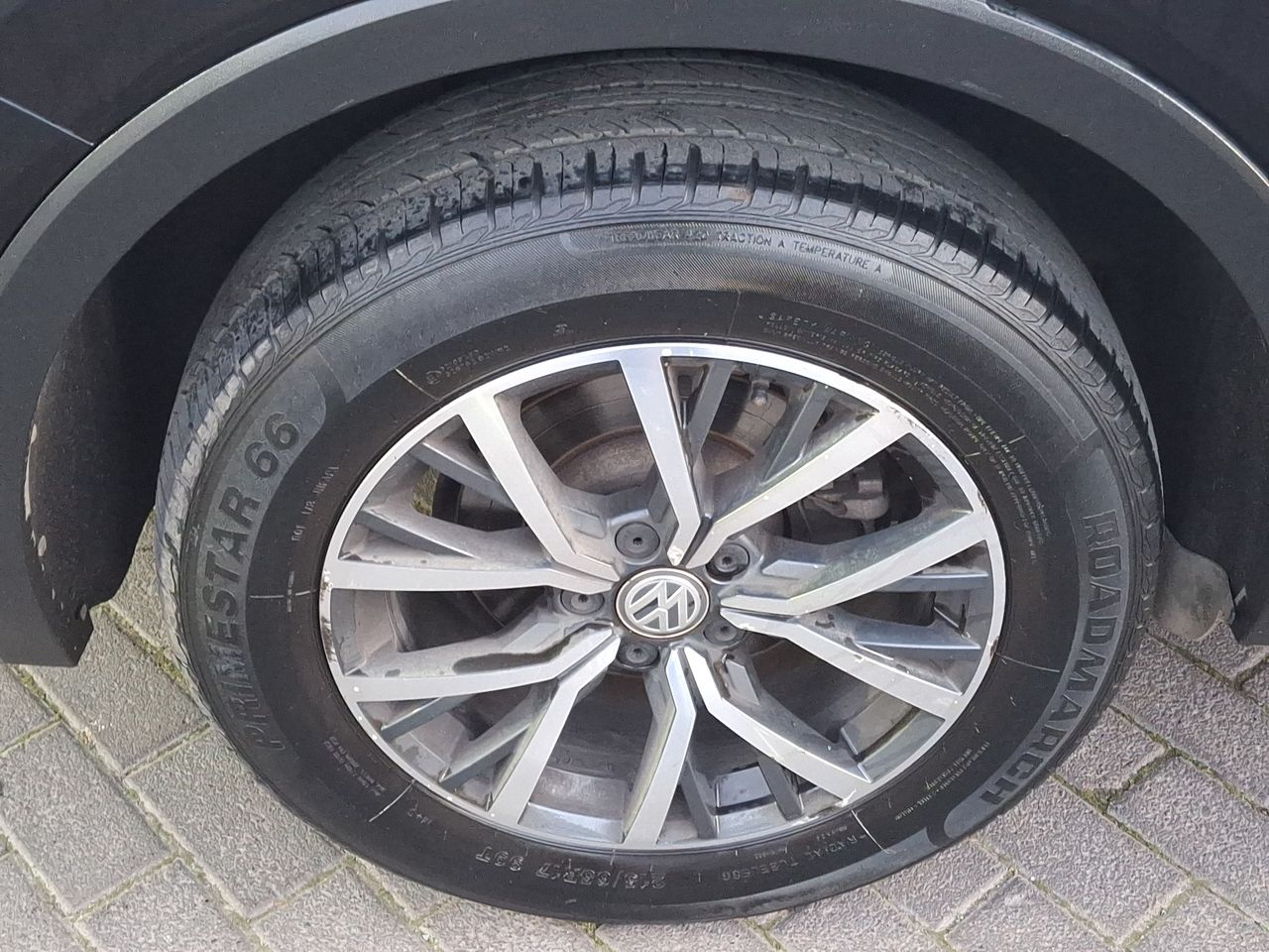 VOLKSWAGEN - 9