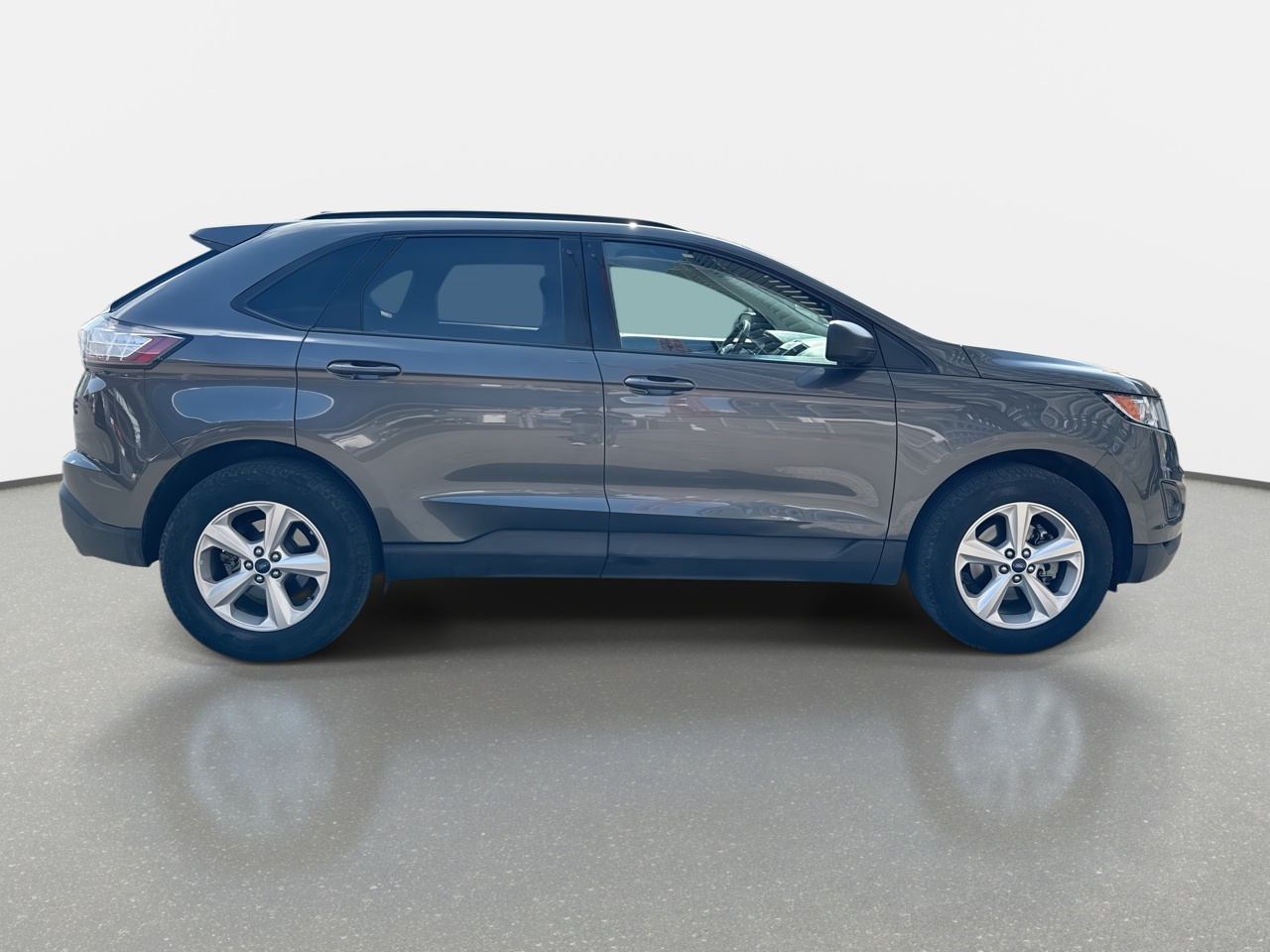 Ford Edge — foto 9 de 34