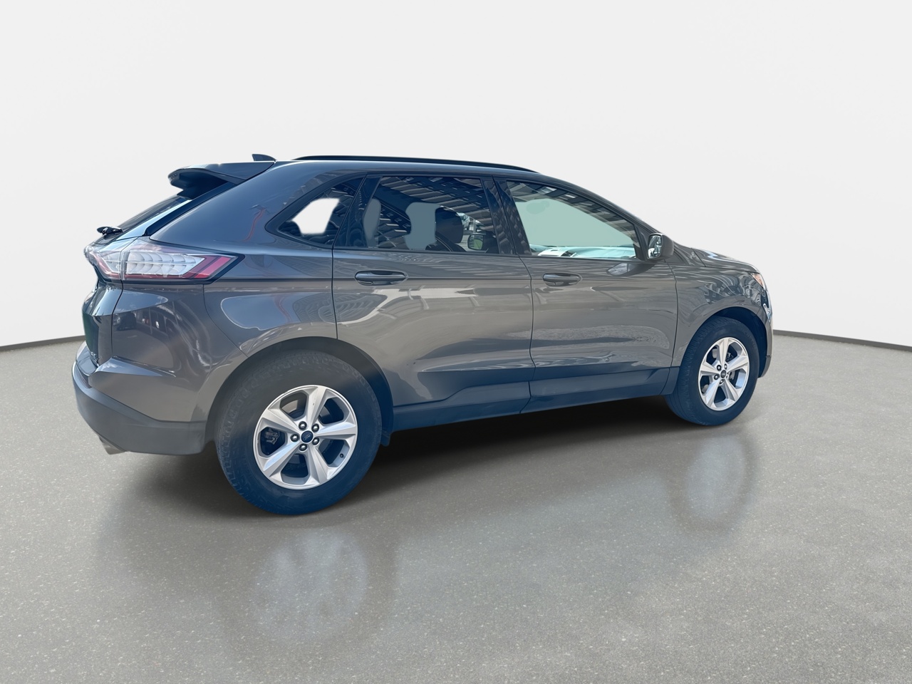 Ford Edge — foto 8 de 34