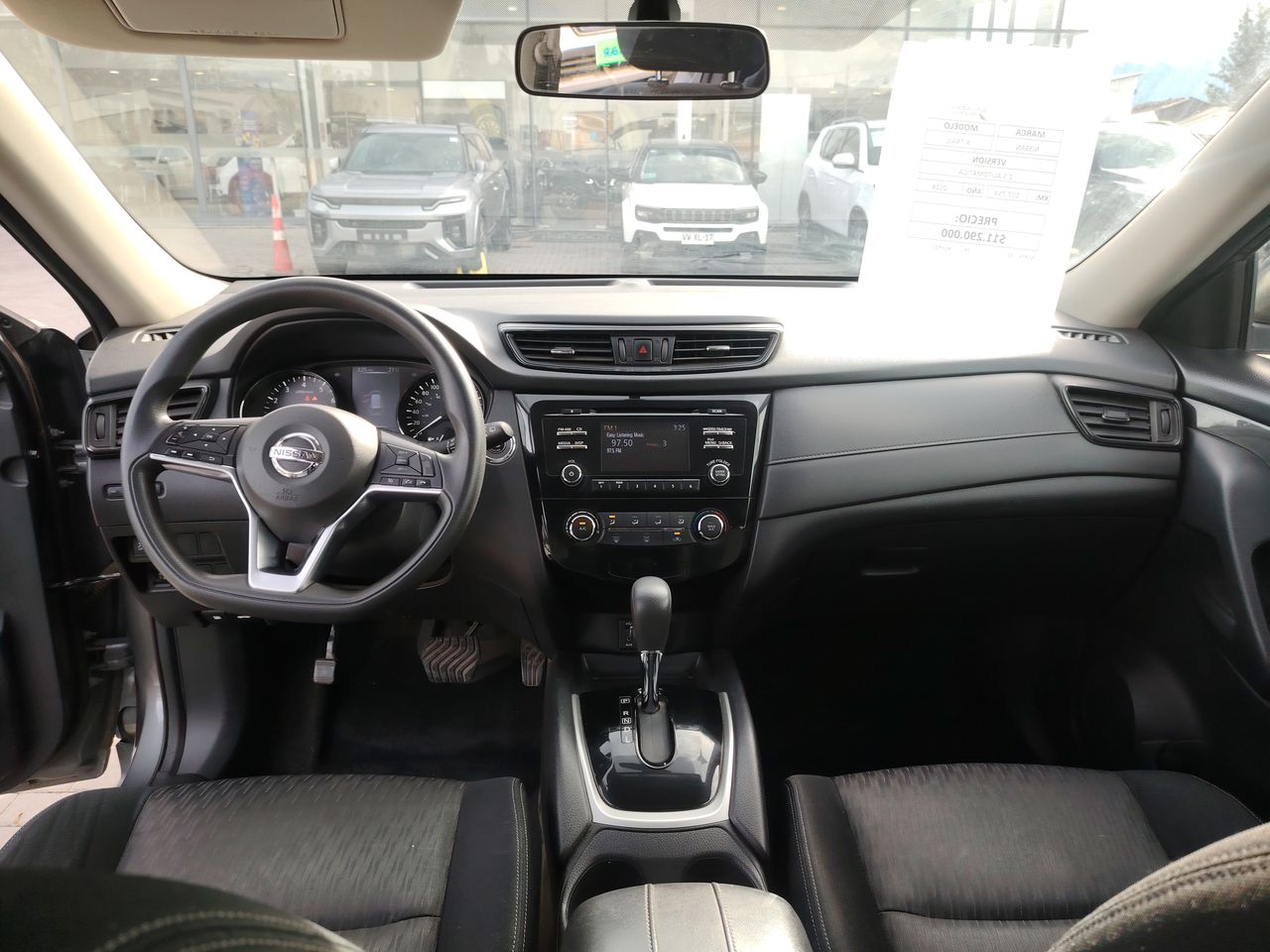 Nissan X-Trail — foto 22 de 26