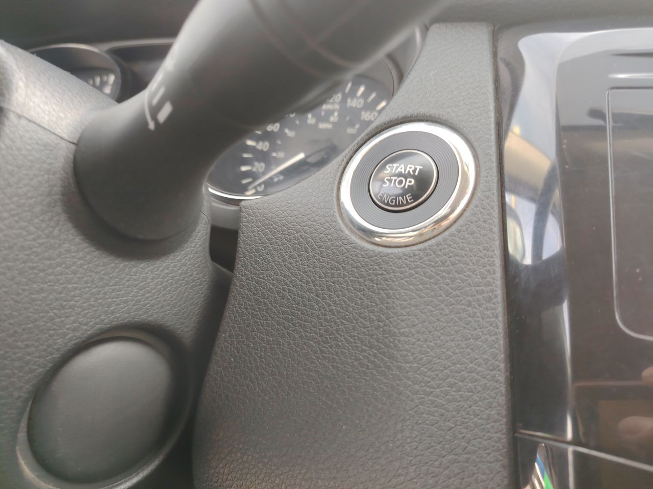 Nissan X-Trail — foto 26 de 26