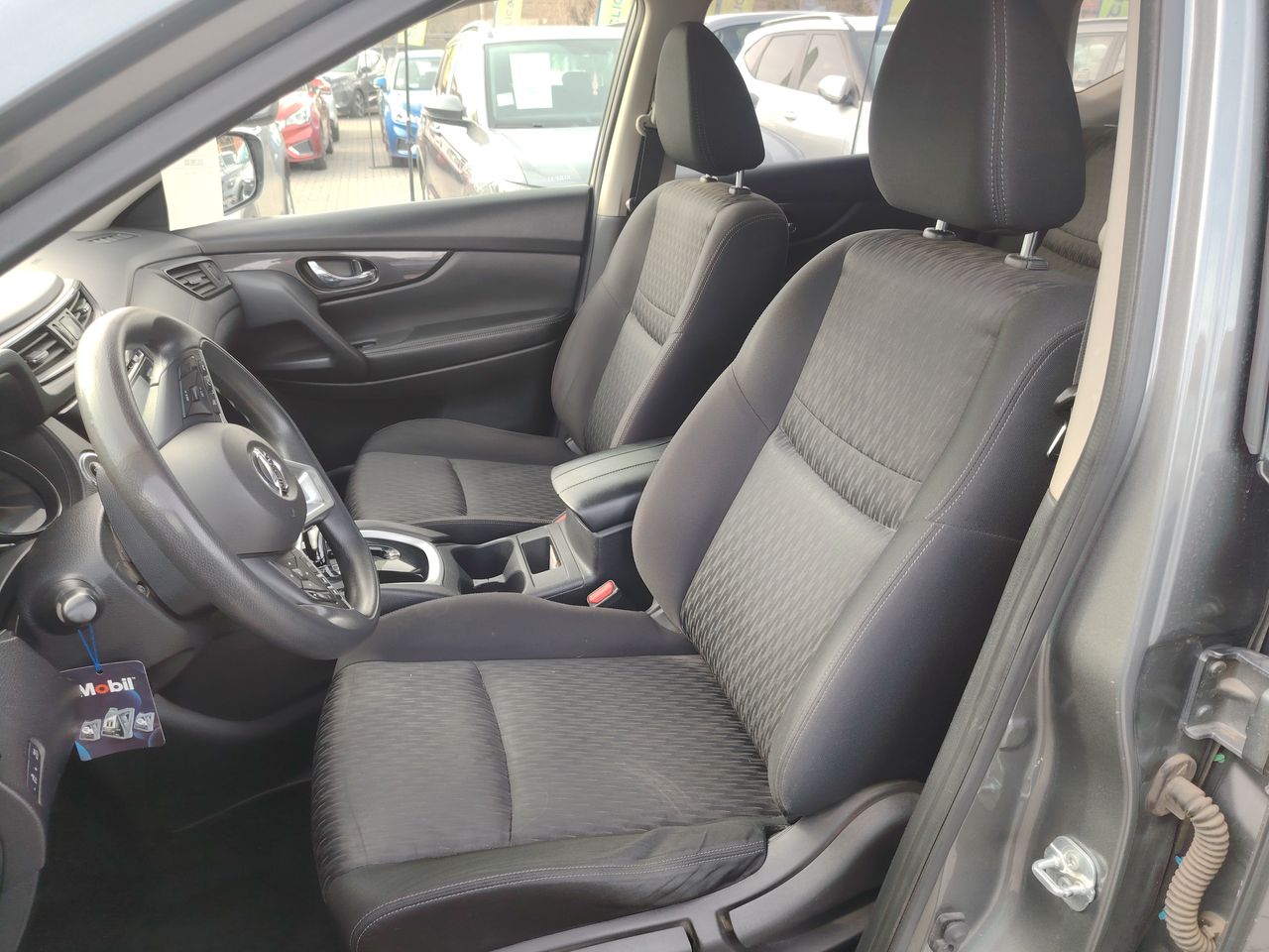 Nissan X-Trail — foto 14 de 26
