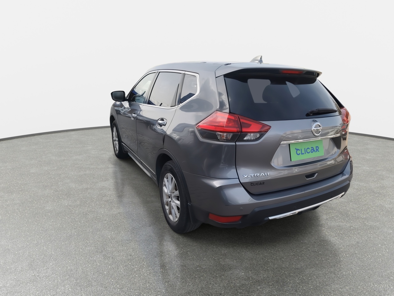 NISSAN - 5