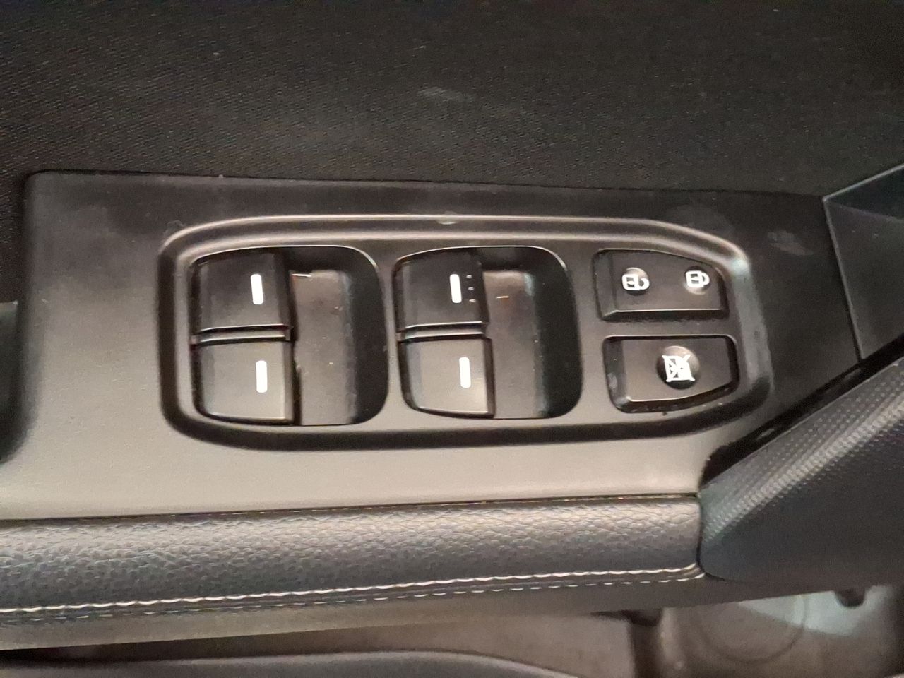 HYUNDAI - 23