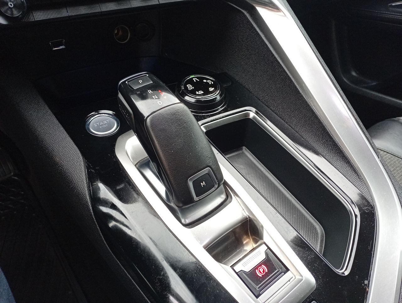 Peugeot 5008 — foto 15 de 19