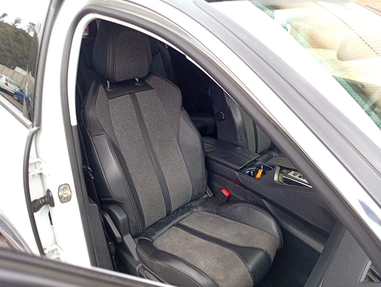 Peugeot 5008 — foto 17 de 19