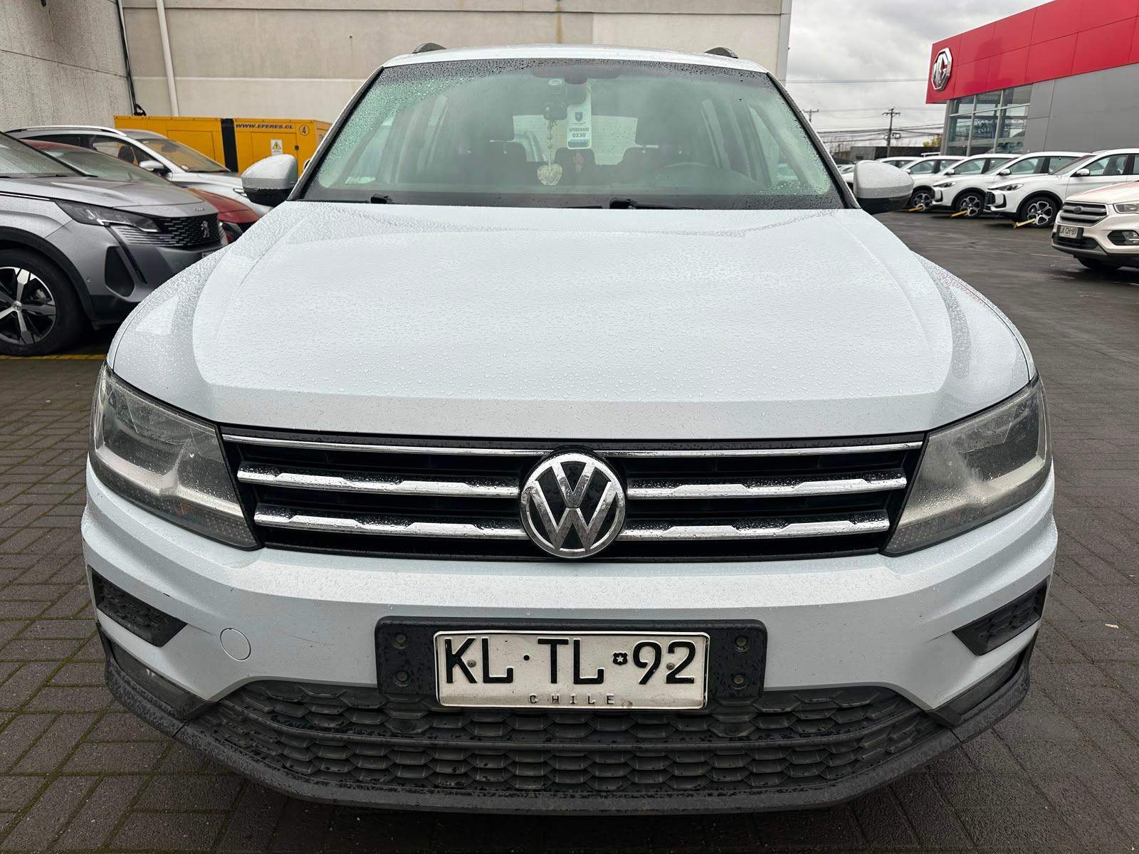 VOLKSWAGEN - 1