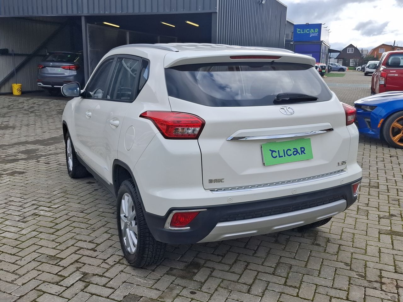 BAIC - 5