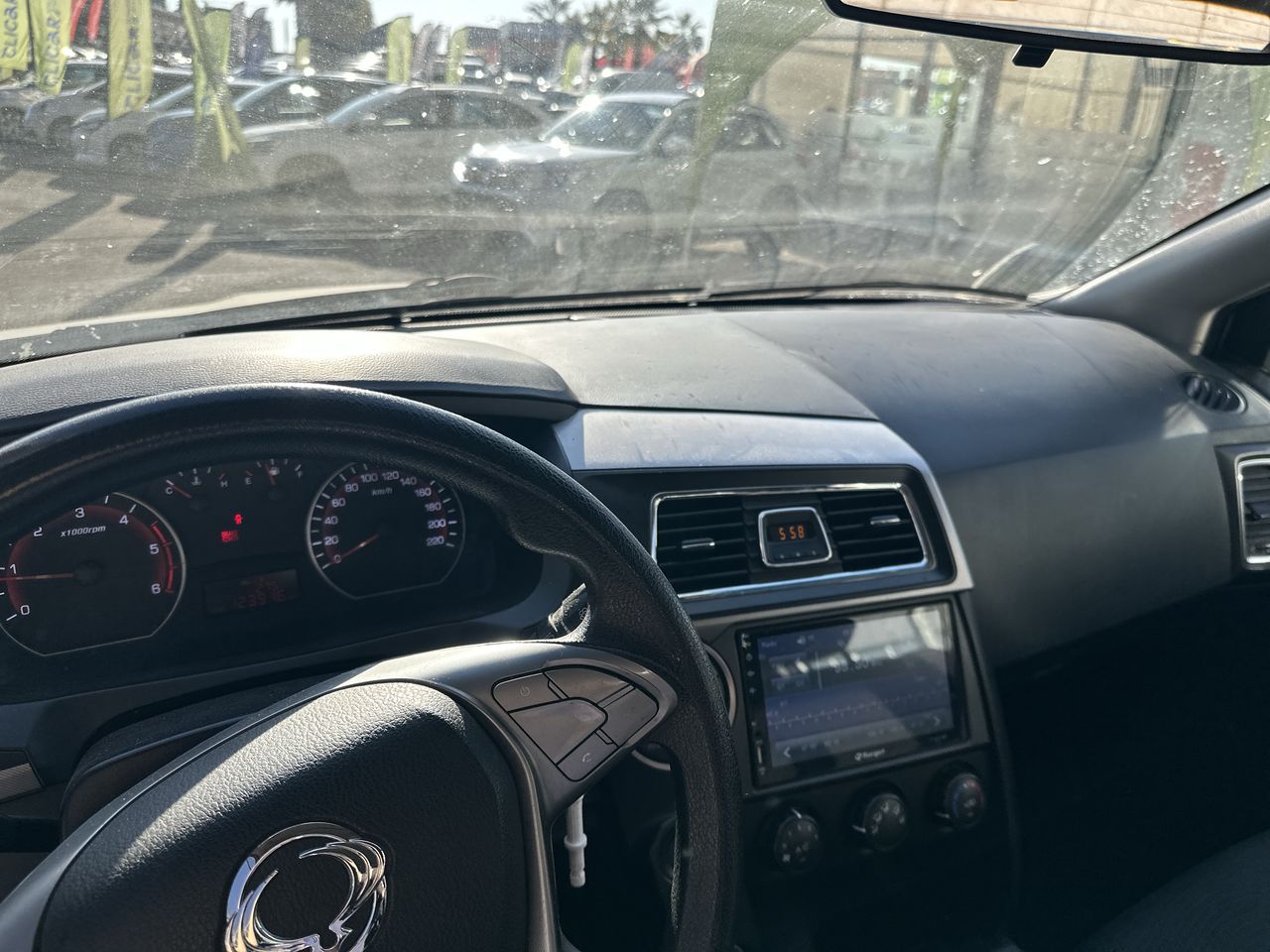 SSANGYONG - 32