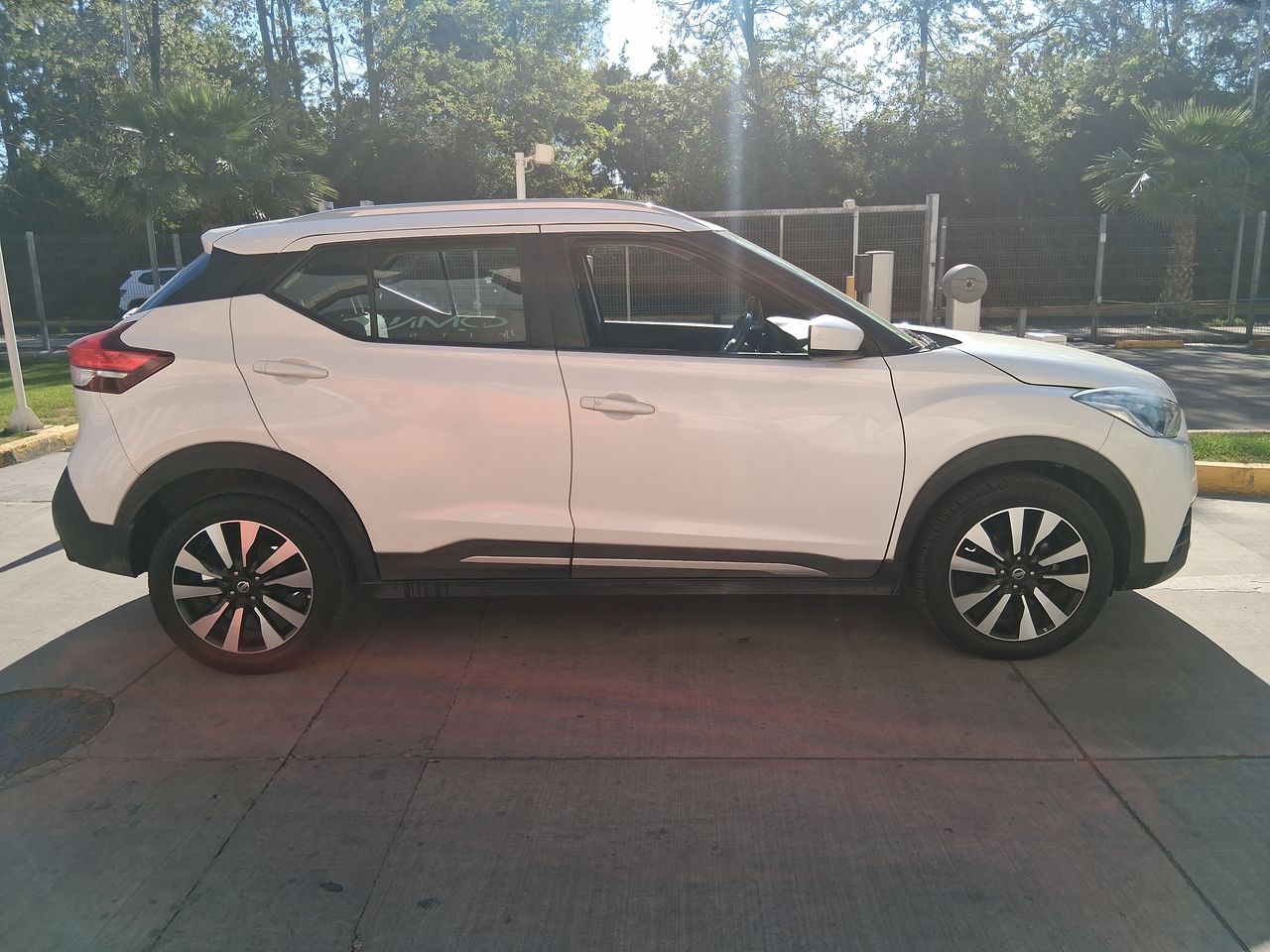 NISSAN - 6