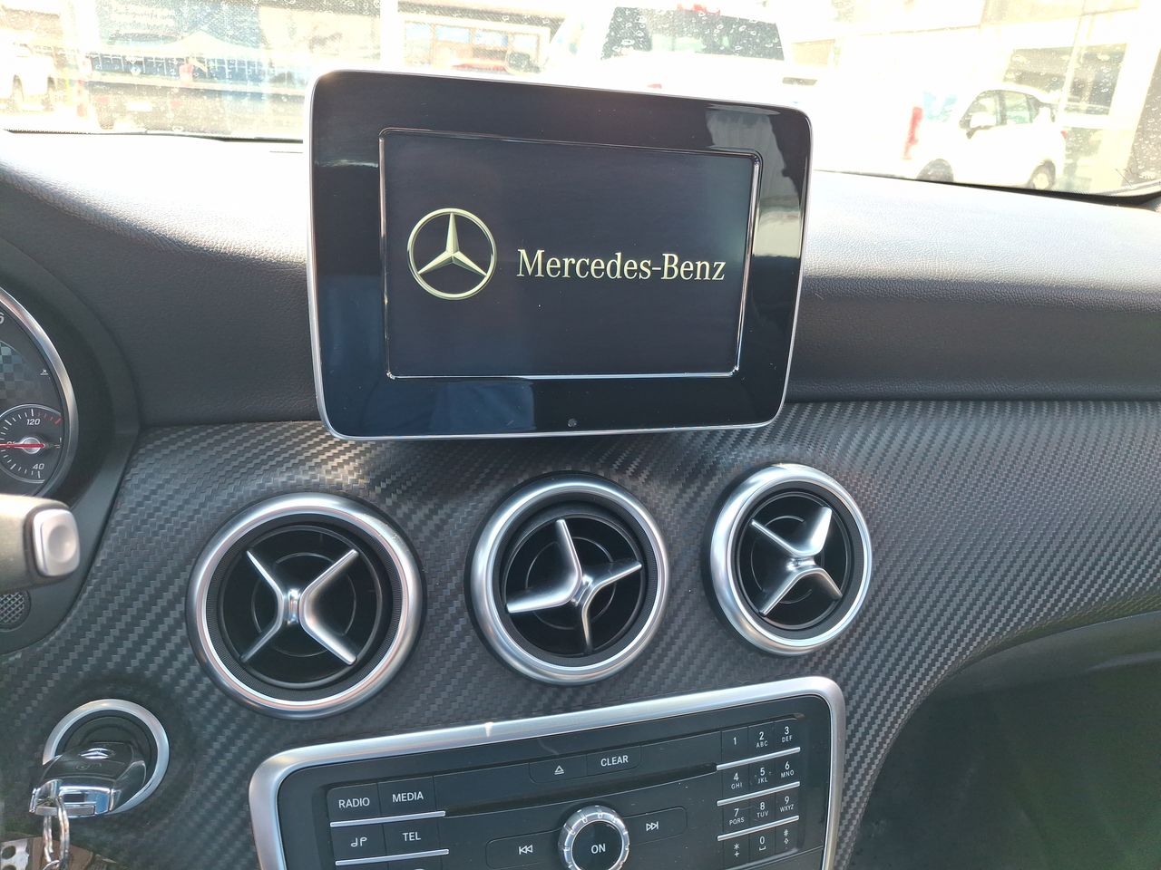 MERCEDES BENZ - 25